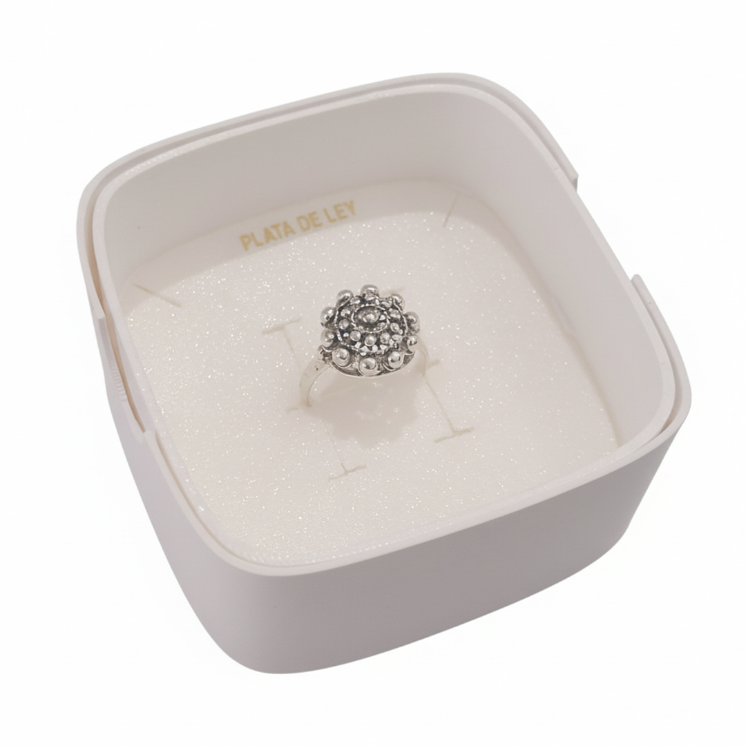 Interior de una caja para anillos